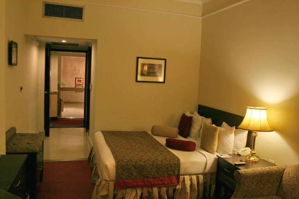 Smart Hotel Lahore Cameră foto